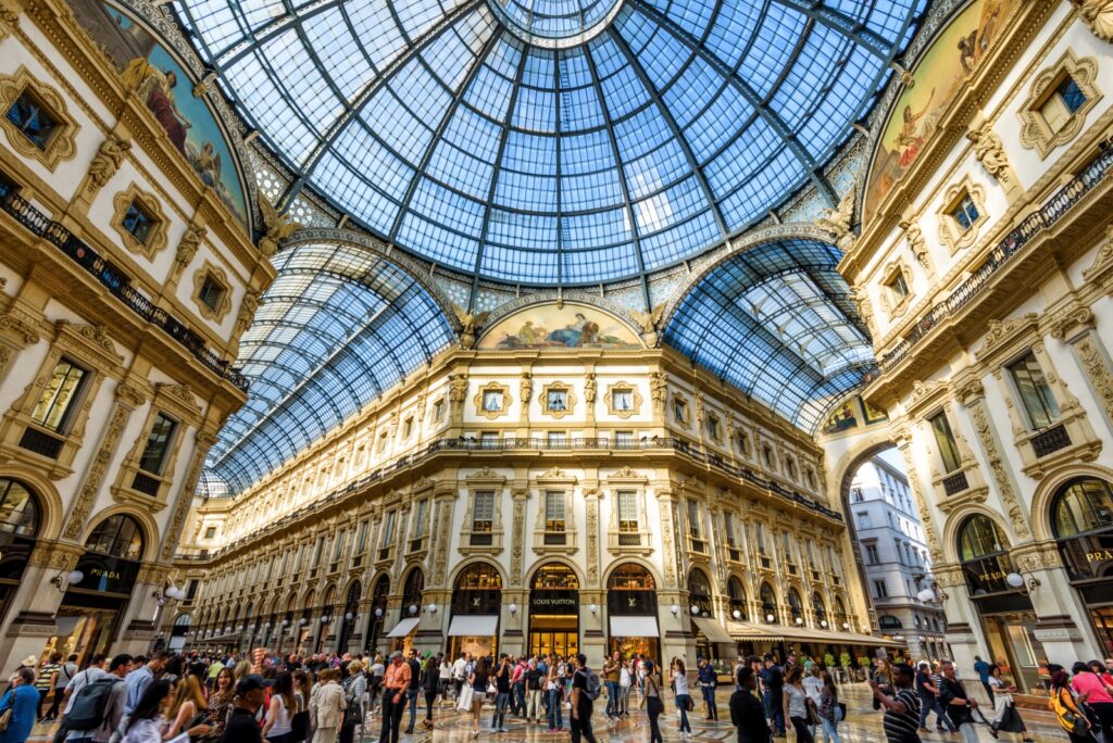 Die Galleria Vittorio Emanuele II ist eine der ältesten und elegantesten Einkaufspassagen der Welt.