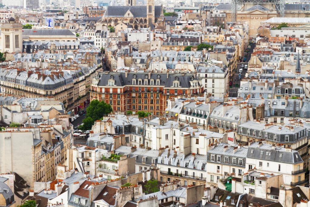 Das Quartier Latin ist eines der ältesten und bekanntesten Viertel in Paris, gelegen am linken Seine-Ufer im 5. und teilweise 6. Arrondissement.